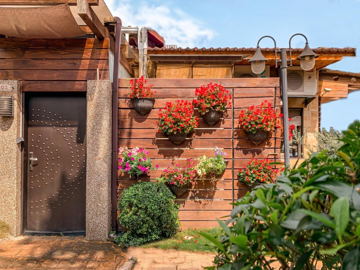 Yage Hotspring House Acomodação com café da manhã Jiaoxi Exterior foto