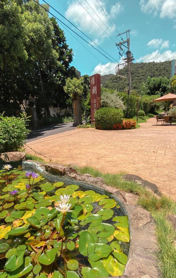 Yage Hotspring House Acomodação com café da manhã Jiaoxi Exterior foto